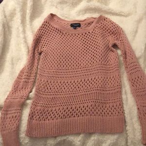 rose/pink american eagle sweater
